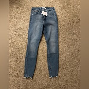 Good American good curve skinny crop